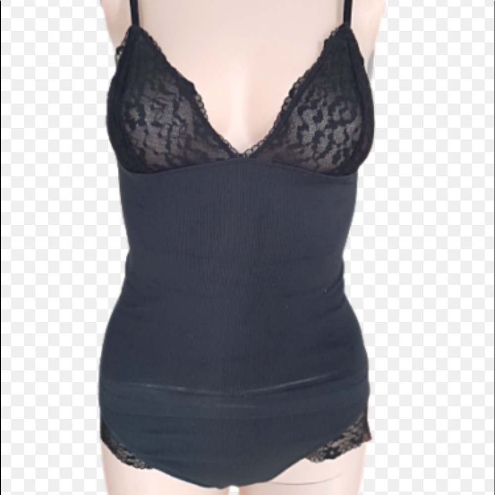 Victoria’s Secret Cozy Knit Lace Edged Black Ribbed Cami & Panty Set Size Small